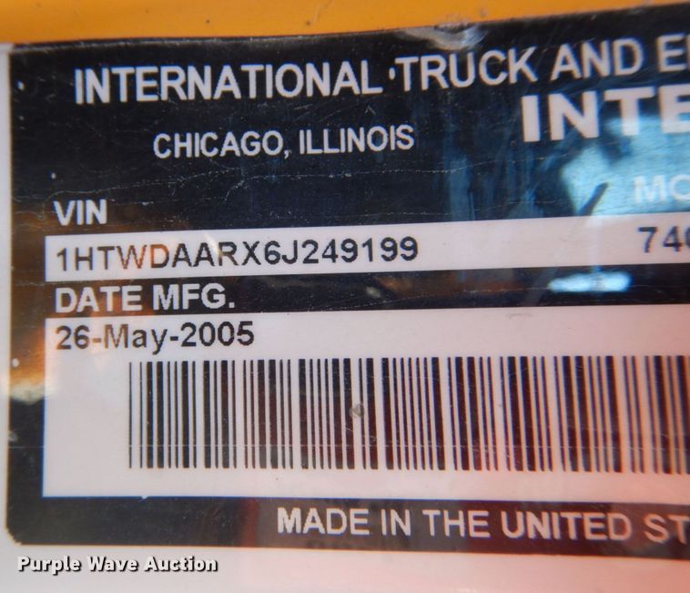 image for item JI9365 2006 International 7400  flatbed truck