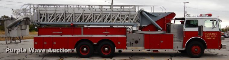 image for item JI9379 1984 Sutphen  ladder fire truck