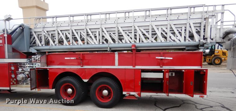 image for item JI9379 1984 Sutphen  ladder fire truck