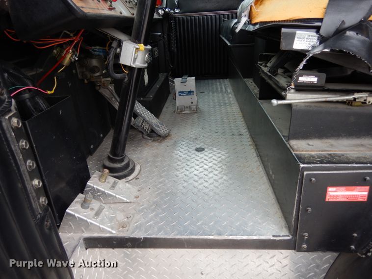 image for item JI9379 1984 Sutphen  ladder fire truck