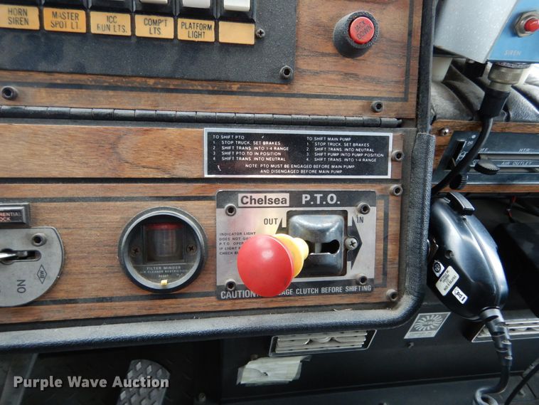 image for item JI9379 1984 Sutphen  ladder fire truck