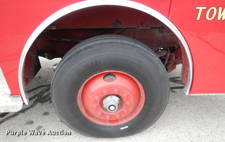 image for item JI9379 1984 Sutphen  ladder fire truck