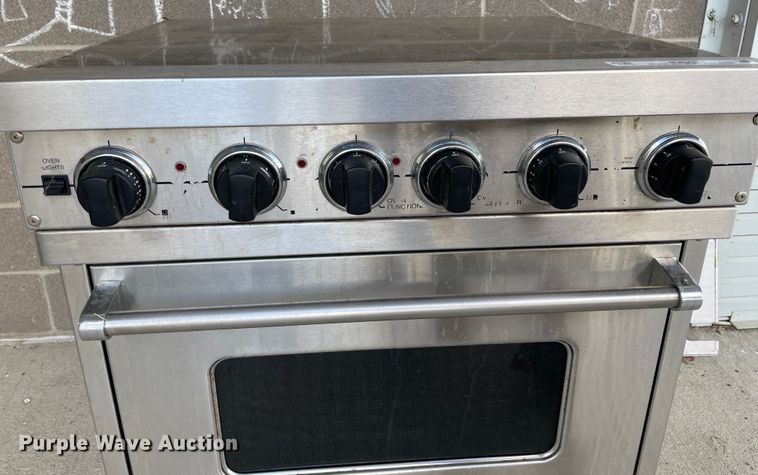 image for item JQ9403 Viking  electric range