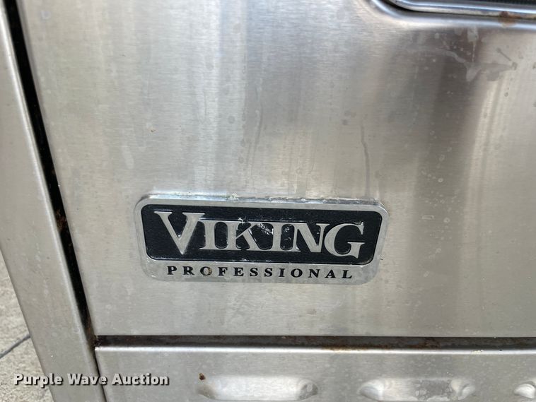 image for item JQ9403 Viking  electric range