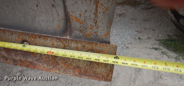 image for item JS9209 1970 Galion 104B  rigid frame motor grader