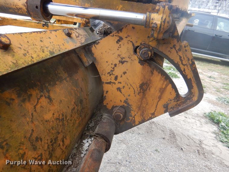 image for item JS9209 1970 Galion 104B  rigid frame motor grader