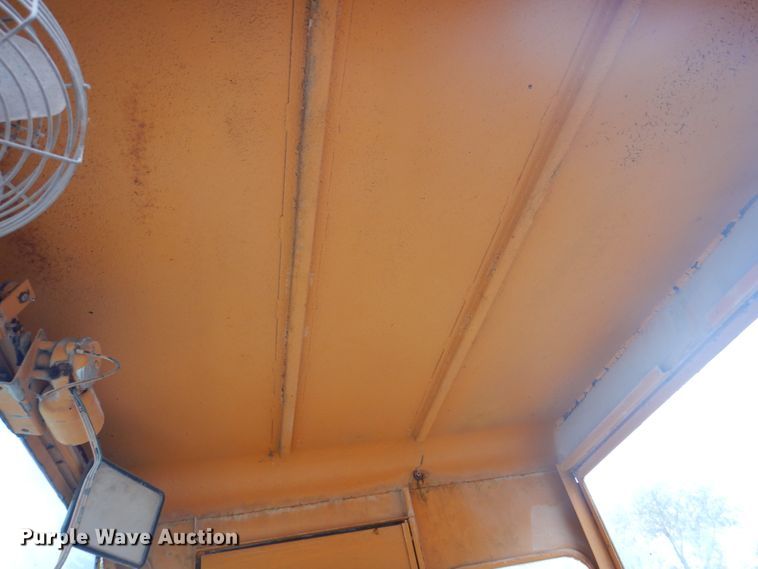 image for item JS9209 1970 Galion 104B  rigid frame motor grader