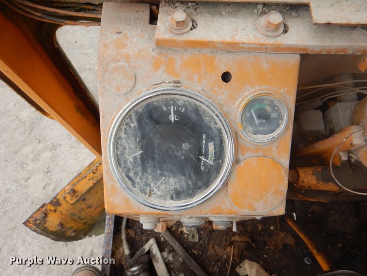 image for item JS9209 1970 Galion 104B  rigid frame motor grader