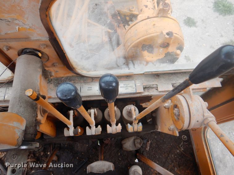 image for item JS9209 1970 Galion 104B  rigid frame motor grader