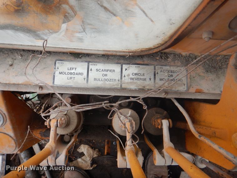 image for item JS9209 1970 Galion 104B  rigid frame motor grader