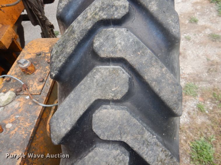 image for item JS9209 1970 Galion 104B  rigid frame motor grader