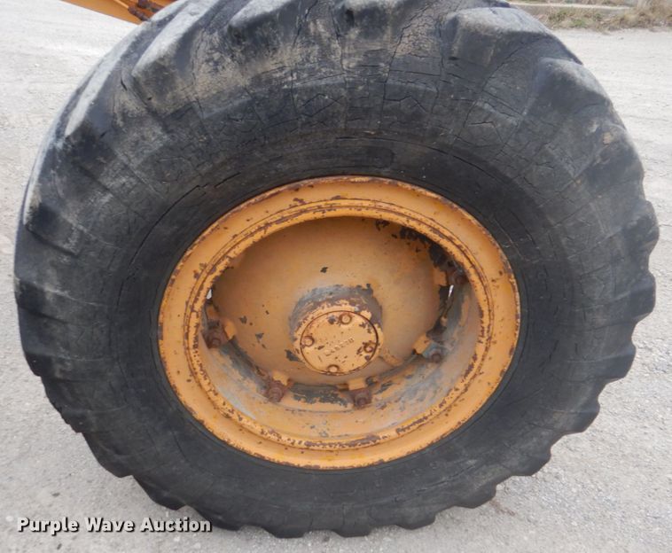 image for item JS9209 1970 Galion 104B  rigid frame motor grader