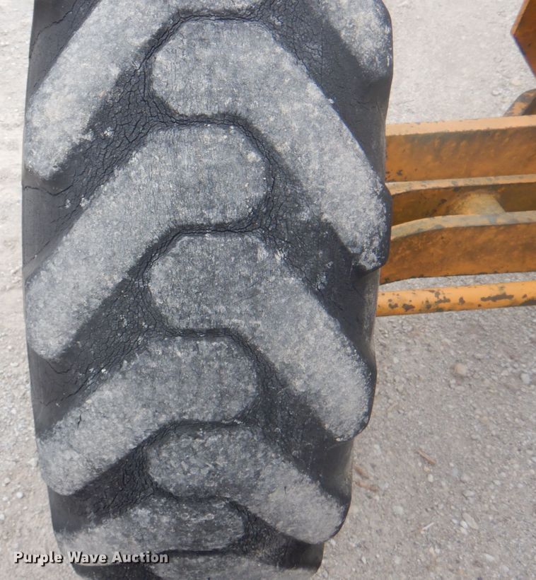 image for item JS9209 1970 Galion 104B  rigid frame motor grader