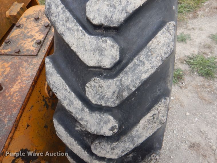 image for item JS9209 1970 Galion 104B  rigid frame motor grader