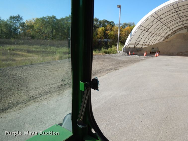 image for item JS9507 1999 John Deere 5310  tractor