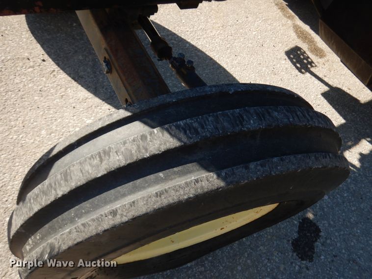 image for item JS9507 1999 John Deere 5310  tractor