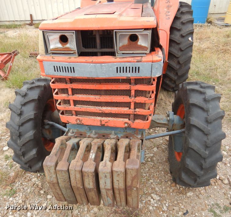 image for item JT9469 Kubota L2850  MFWD tractor
