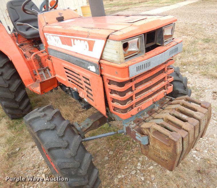 image for item JT9469 Kubota L2850  MFWD tractor