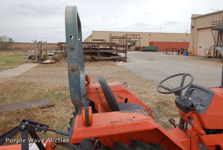 image for item JT9469 Kubota L2850  MFWD tractor