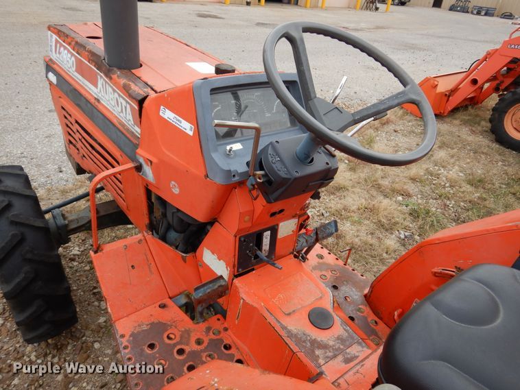 image for item JT9469 Kubota L2850  MFWD tractor