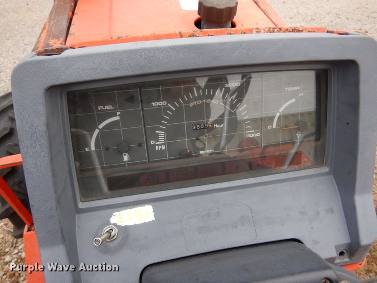 image for item JT9469 Kubota L2850  MFWD tractor