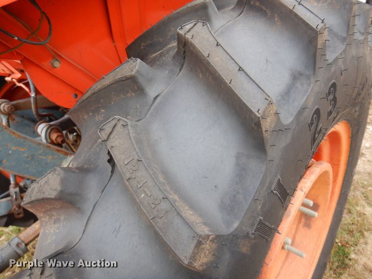 image for item JT9469 Kubota L2850  MFWD tractor