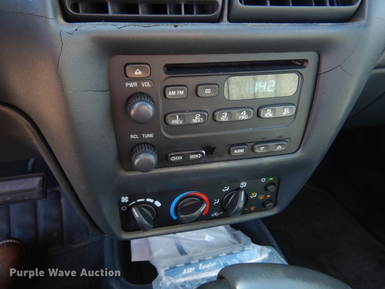 image for item JT9479 2004 Chevrolet Cavalier