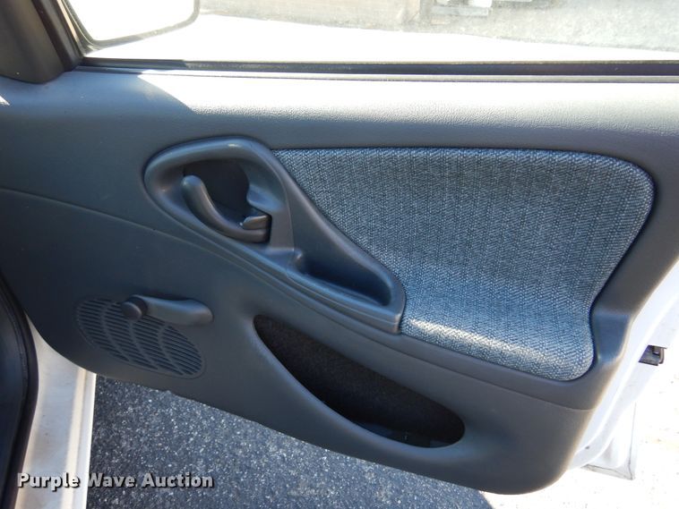 image for item JT9479 2004 Chevrolet Cavalier