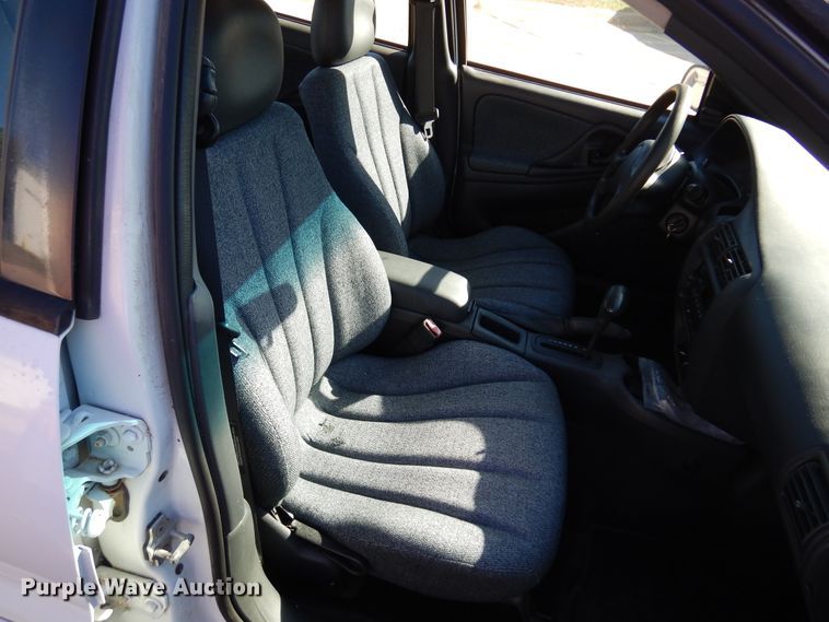 image for item JT9479 2004 Chevrolet Cavalier