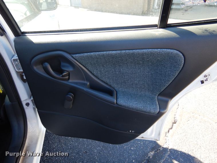 image for item JT9479 2004 Chevrolet Cavalier