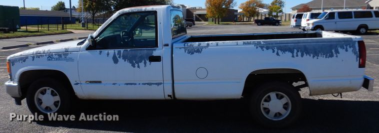 image for item JT9481 1993 Chevrolet Silverado 1500  pickup truck