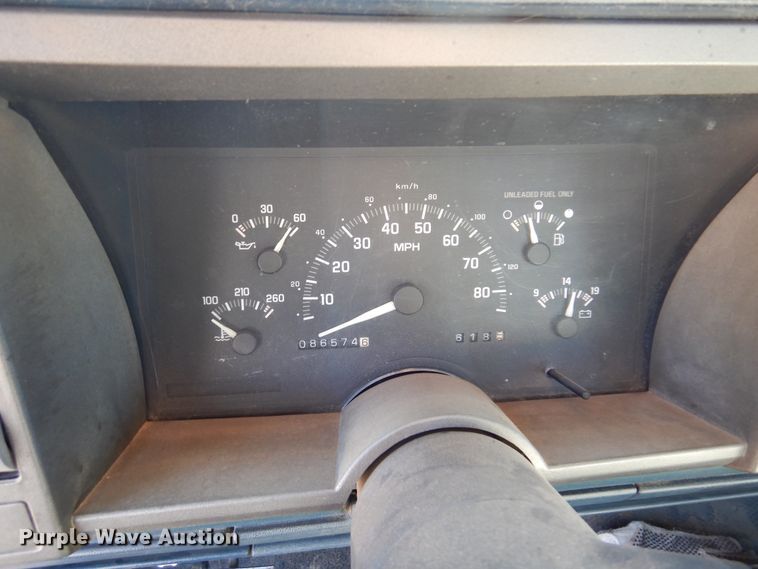 image for item JT9481 1993 Chevrolet Silverado 1500  pickup truck