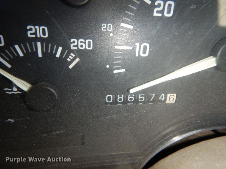 image for item JT9481 1993 Chevrolet Silverado 1500  pickup truck