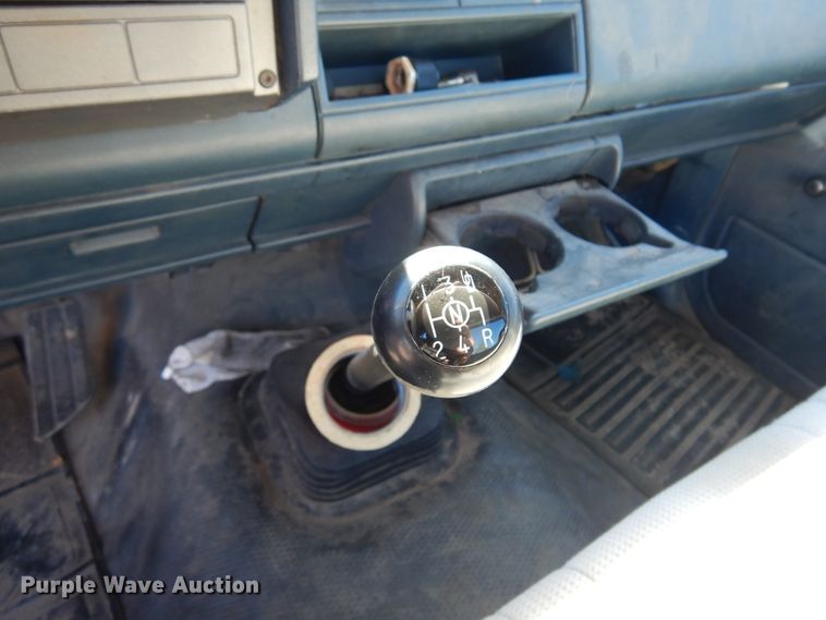 image for item JT9481 1993 Chevrolet Silverado 1500  pickup truck