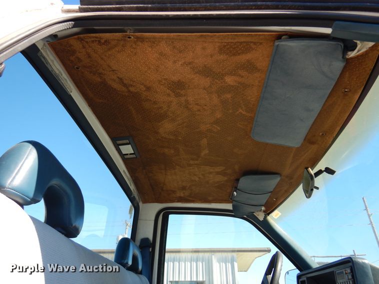 image for item JT9481 1993 Chevrolet Silverado 1500  pickup truck