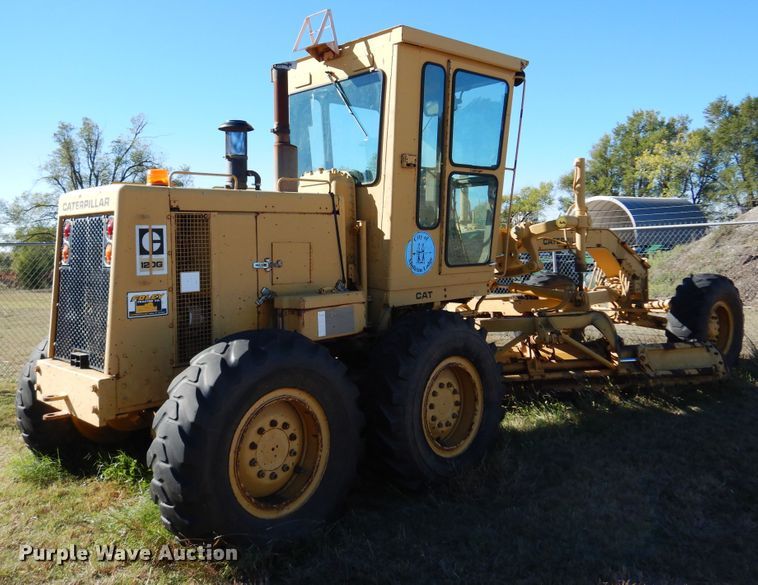 image for item JT9490 1981 Caterpillar 120G  motor grader