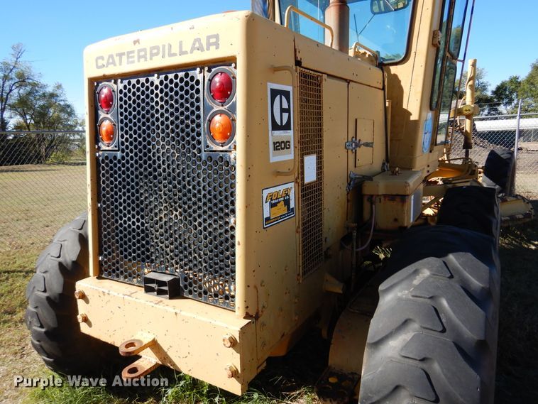 image for item JT9490 1981 Caterpillar 120G  motor grader
