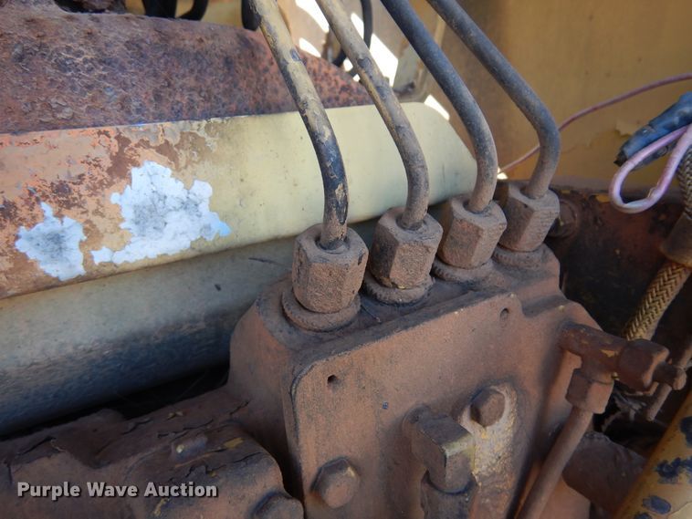 image for item JT9490 1981 Caterpillar 120G  motor grader