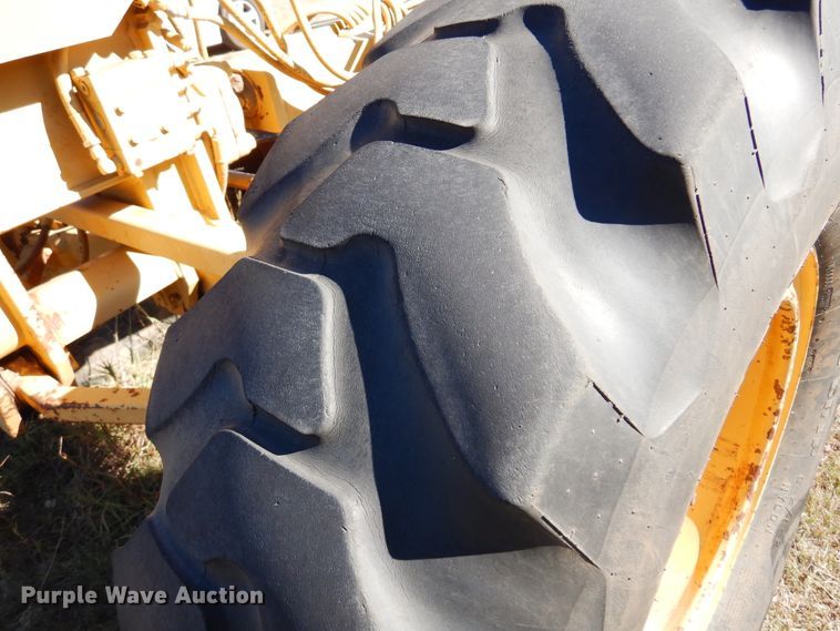 image for item JT9490 1981 Caterpillar 120G  motor grader