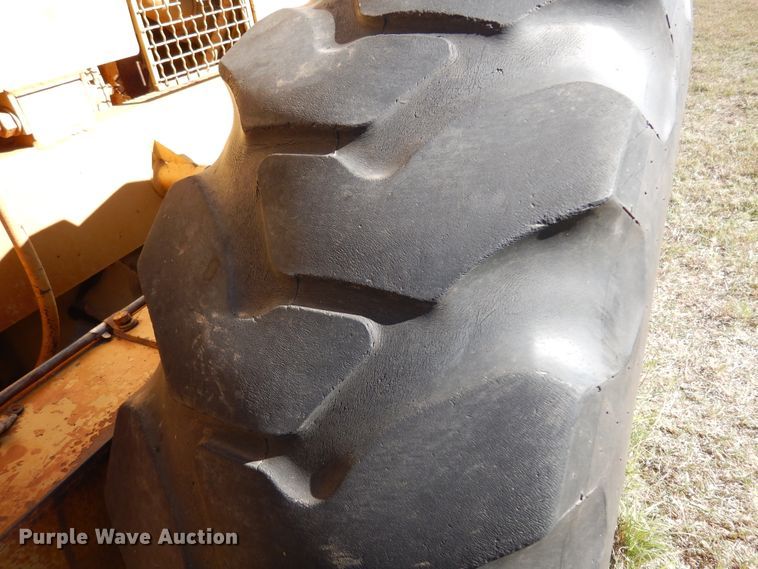 image for item JT9490 1981 Caterpillar 120G  motor grader