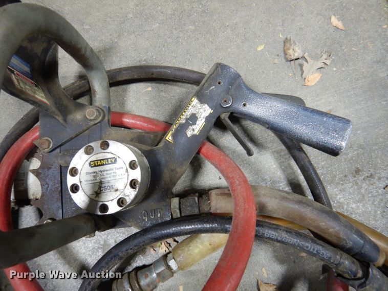 image for item KA9541 (2) hydraulic chainsaws