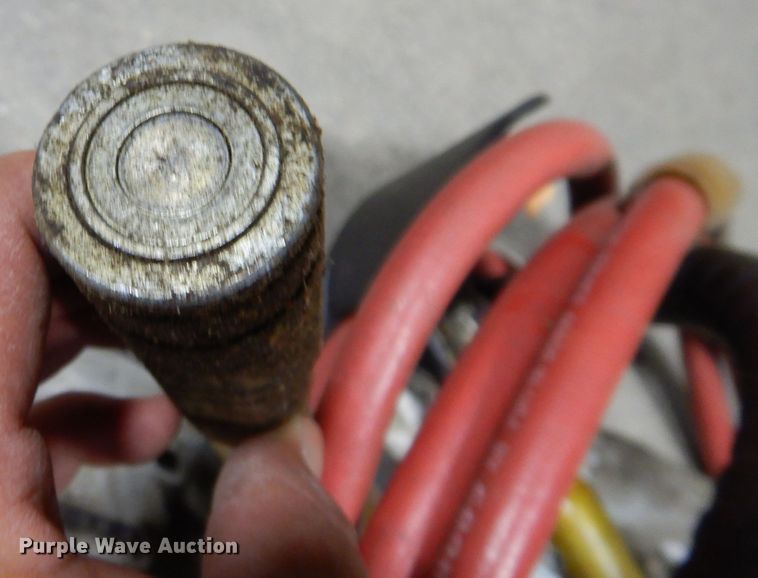 image for item KA9541 (2) hydraulic chainsaws