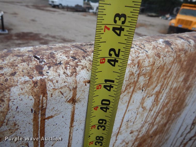 image for item KA9547 1999 Ford F450 Super Duty  bucket truck