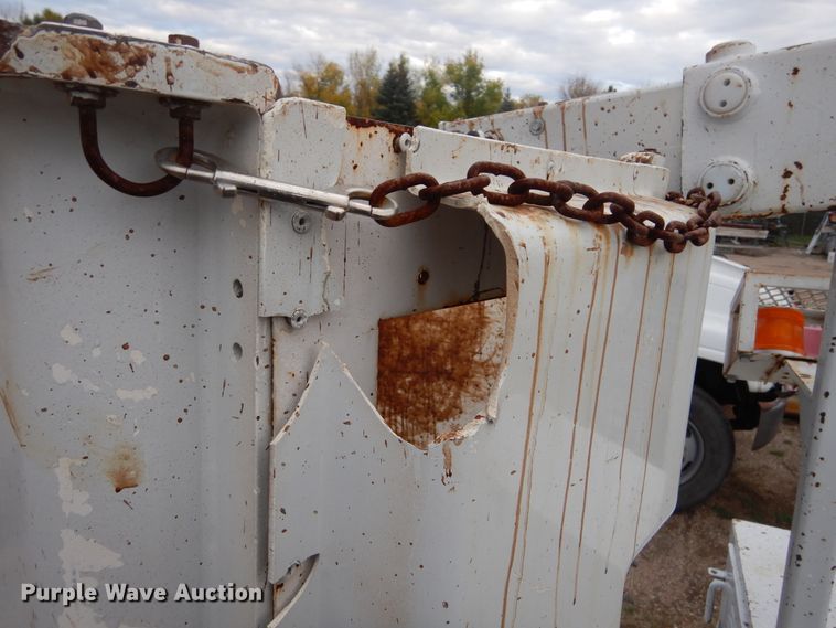 image for item KA9547 1999 Ford F450 Super Duty  bucket truck