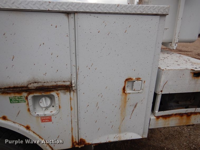 image for item KA9547 1999 Ford F450 Super Duty  bucket truck