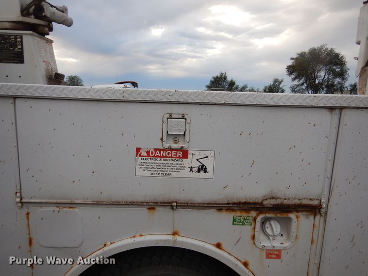 image for item KA9547 1999 Ford F450 Super Duty  bucket truck