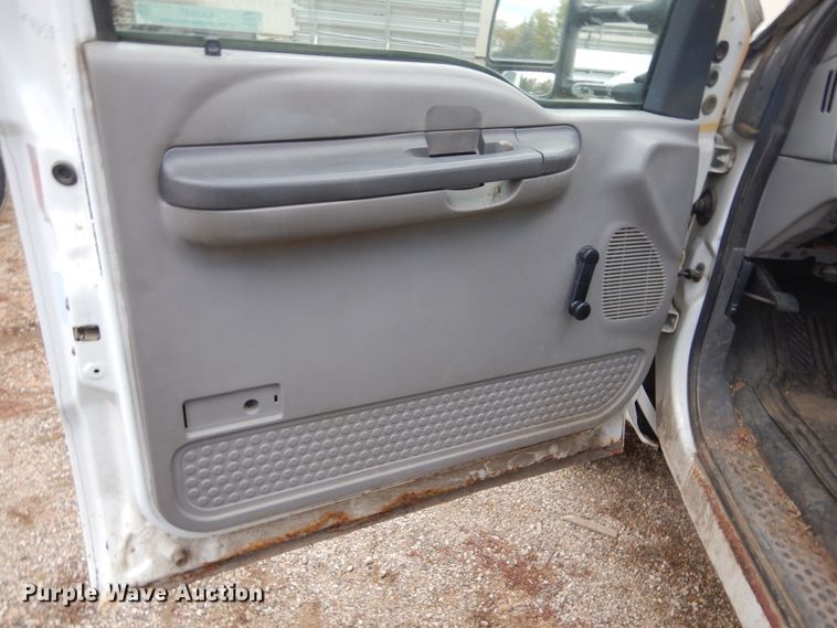 image for item KA9547 1999 Ford F450 Super Duty  bucket truck