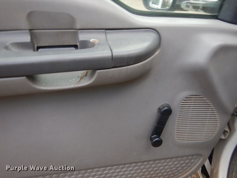 image for item KA9547 1999 Ford F450 Super Duty  bucket truck