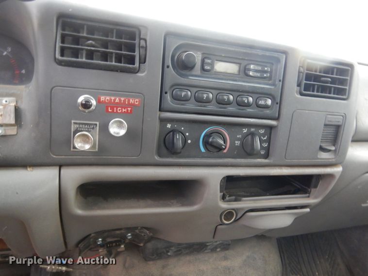 image for item KA9547 1999 Ford F450 Super Duty  bucket truck