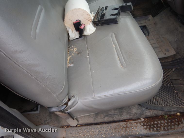 image for item KA9547 1999 Ford F450 Super Duty  bucket truck